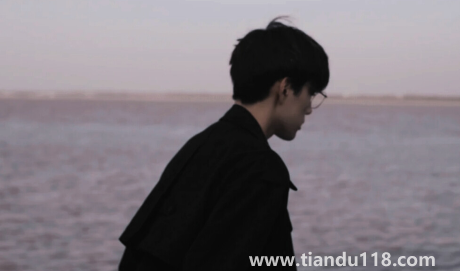 老說(shuō)沒(méi)錢(qián)的男人啥心態(tài)2