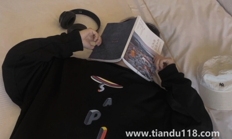 男朋友說(shuō)不想努力了想找個(gè)富婆是認(rèn)真的嗎1