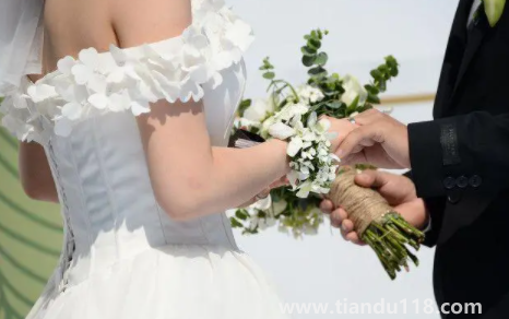 結婚用的行李箱一般買多大 2