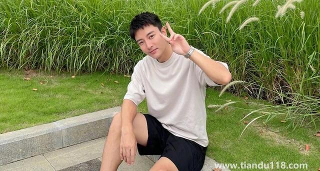 賈乃亮、李小璐退出偷稅被罰公司