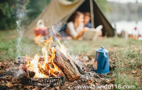 夏天去海邊露營(yíng)冷嗎20222