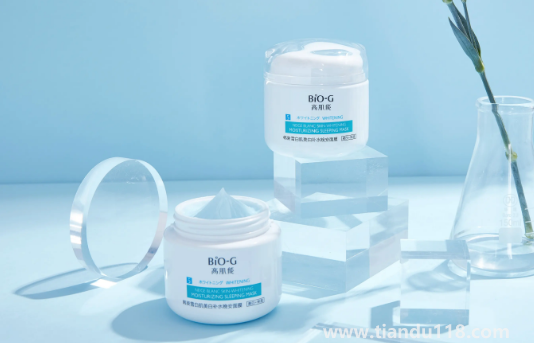 房間太熱護(hù)膚品會(huì)壞嗎3