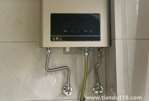 網(wǎng)上購買熱水器安裝收費(fèi)嗎(熱水器安裝師傅會亂收費(fèi)嗎)(圖2) 網(wǎng)上購買熱水器安裝收費(fèi)嗎2