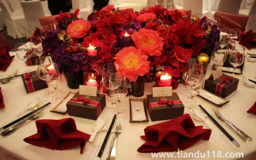 訂婚宴是男方請(qǐng)還是女方請(qǐng)(訂婚需要注意哪些事項(xiàng))(圖2) 訂婚宴是男方請(qǐng)還是女方請(qǐng)2