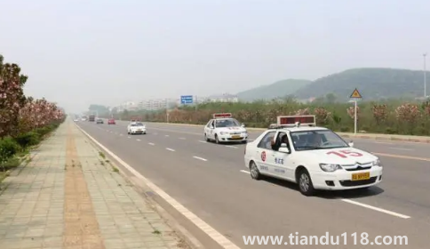 科三掛了4次駕校能幫忙嗎（科目三找人花錢能過(guò)嗎）