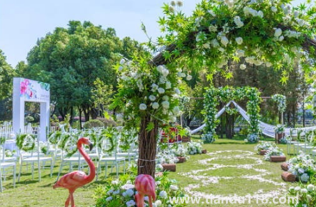 訂婚和結婚時間可以跨年嗎1