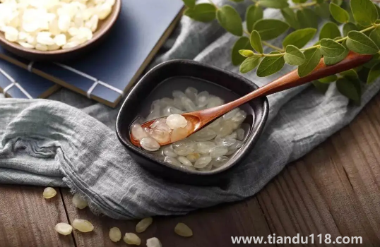 皂角米有什么功效與作用（吃皂角米的禁忌）