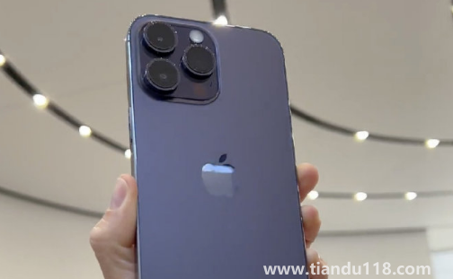 iPhone14真機哪個顏色好看（iPhone 14 對比 iPhone 13 有什么區(qū)別）