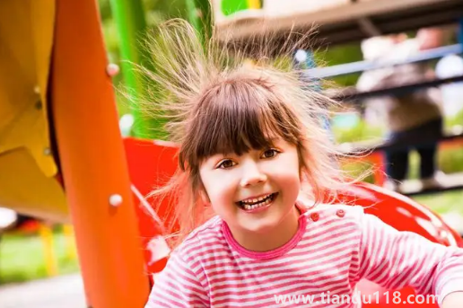 人體佩戴什么可以消除靜電（怎么防靜電）