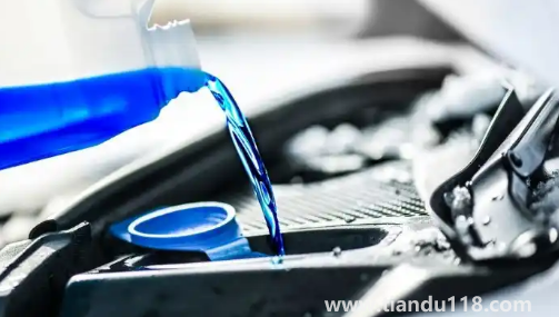 防凍液里面加水了會不會結(jié)冰（小車?yán)鋮s液可以加水嗎）