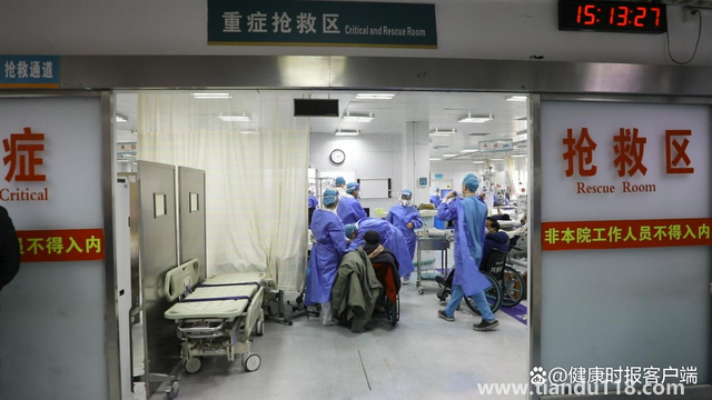 一線醫(yī)生:危、急、重病人比例增加（解放軍總醫(yī)院急診主任表示）