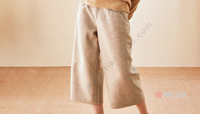 ?修身毛衣適合搭配什么褲子 ?修身毛衣適合的褲子有哪些(圖4) ?修身毛衣適合搭配什么褲子